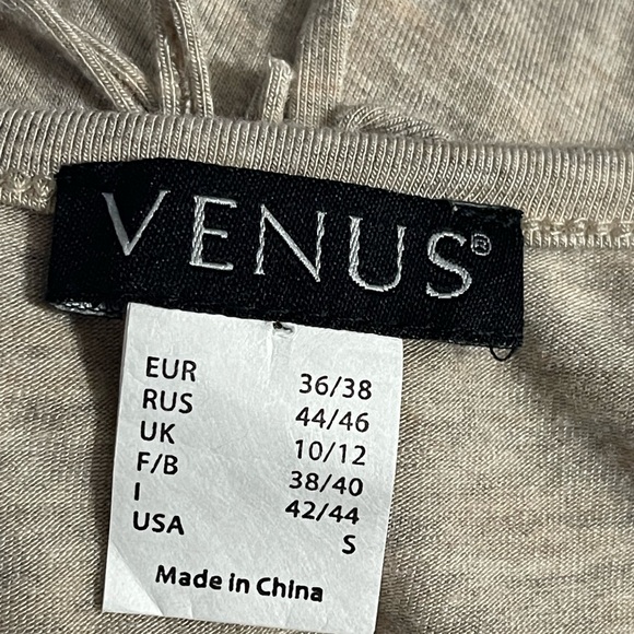 Venus Top - Picture 4 of 6